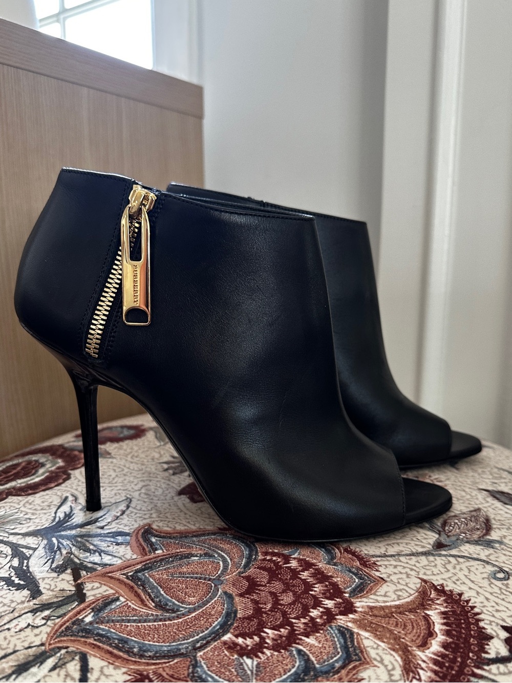 Burberry Black Leather Peep Toe Booties Size 39